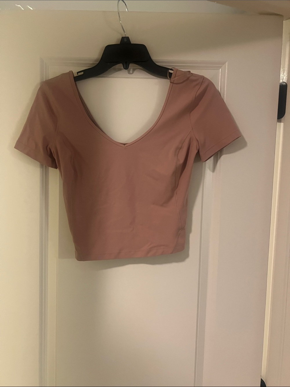 lululemon athletica Dusty Rose V-Neck Cropped Top